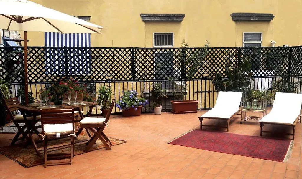 The Saint'S Library Loft In Historical Palace Apartment Naples