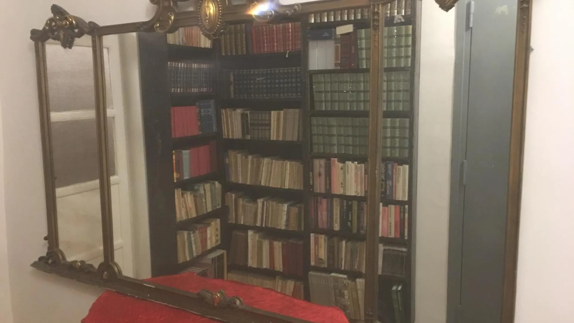 The Saint'S Library Loft In Historical Palace Apartment Naples Italy