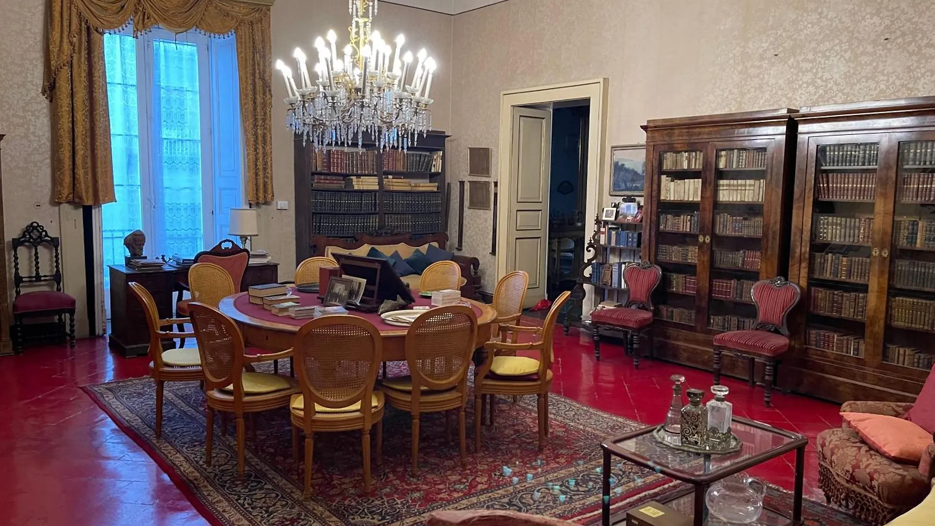 The Saint'S Library Loft In Historical Palace Apartment Naples