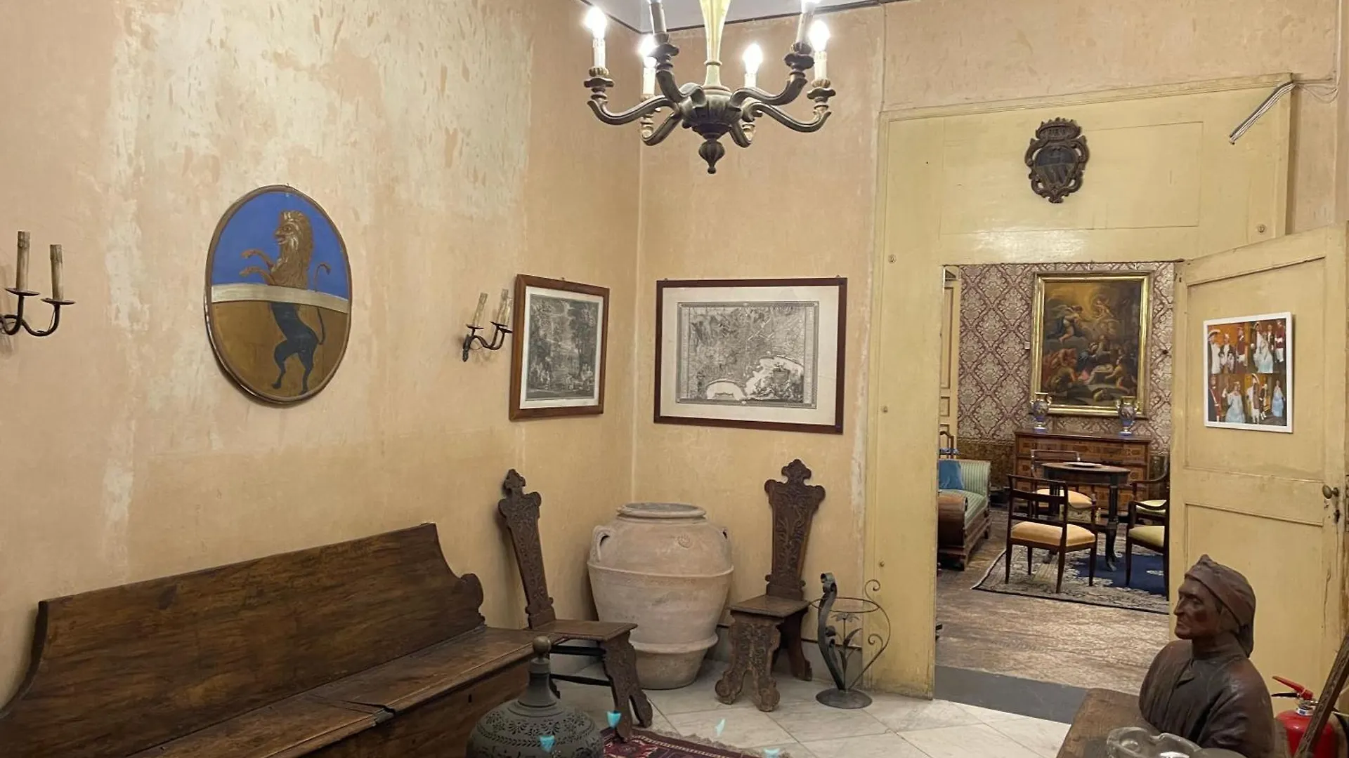 The Saint'S Library Loft In Historical Palace Apartment Naples 0*,  Italy