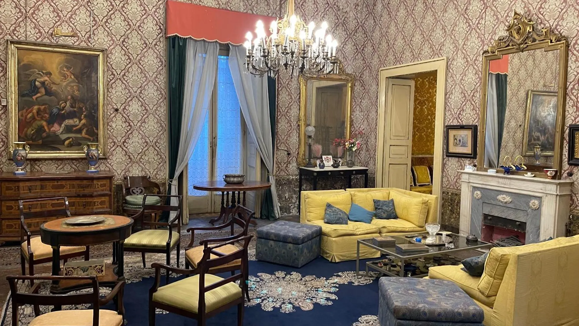 The Saint'S Library Loft In Historical Palace Apartment Naples 0*,  Italy